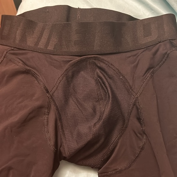 Nike pro compression pants men’s black small used in great condition. Bottom - Picture 2 of 2